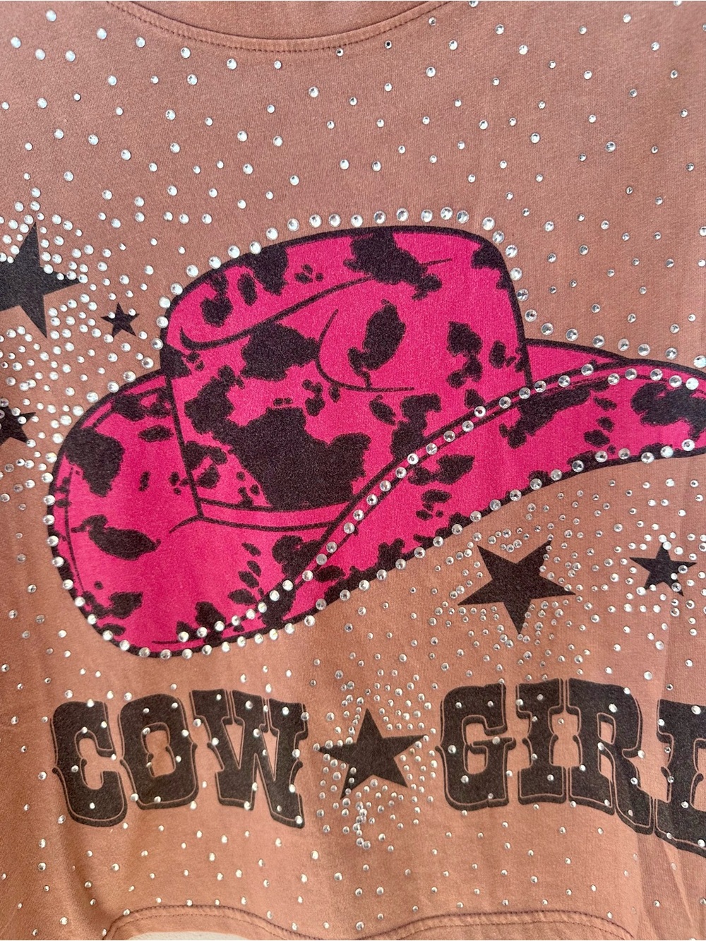 Fantastic Fawn Brown rhinestones Tee with Pink Cowgirl Hat Graphic - Picture 3 of 5